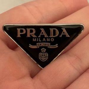 Prada pin